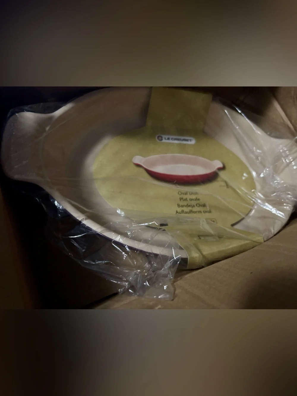 NWT Le Creuset Oval Dish in Cassis 35/28cm